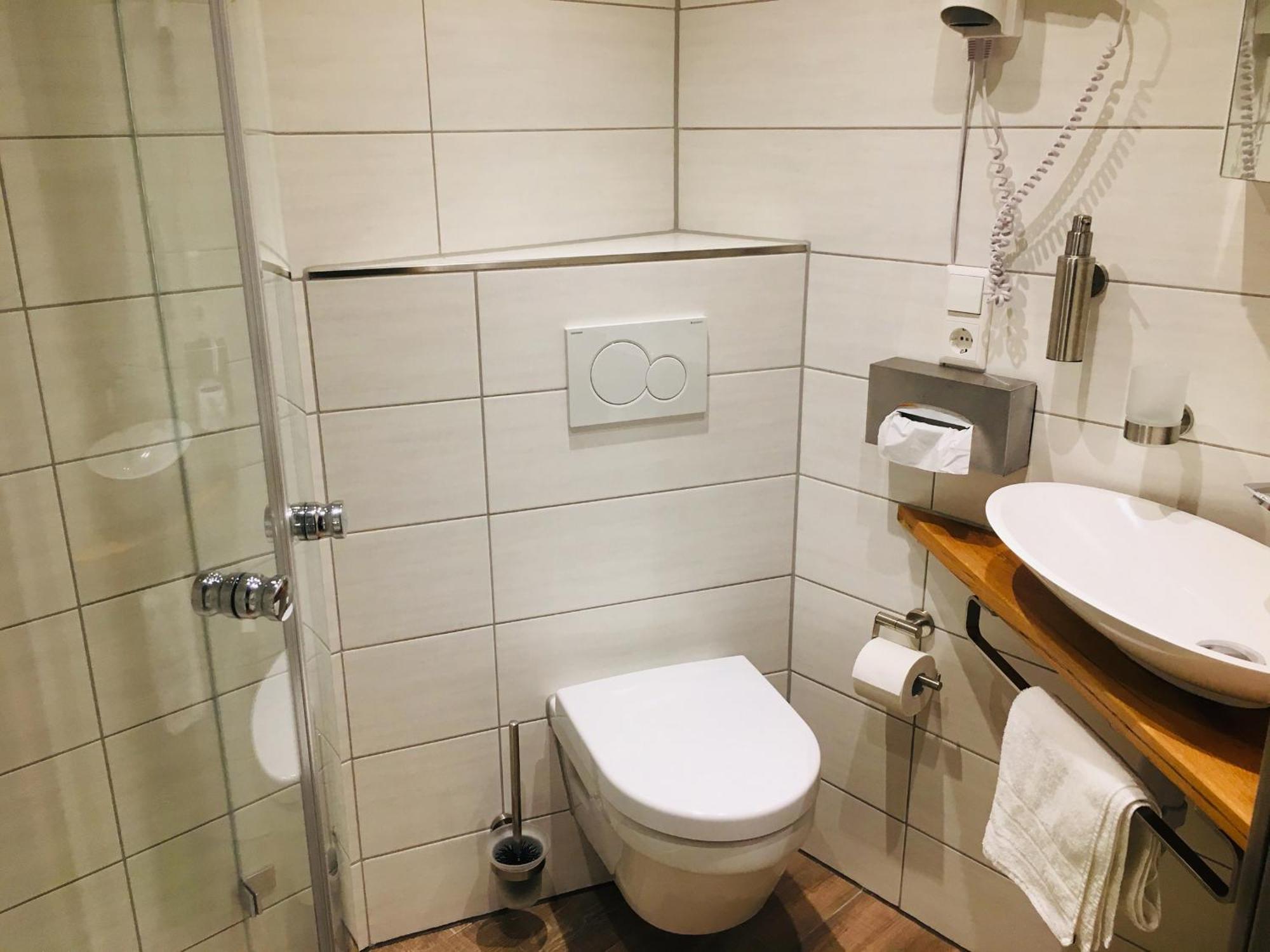 Gasthof Zum Ochsen เมอร์สซิงเงิน ภายนอก รูปภาพ